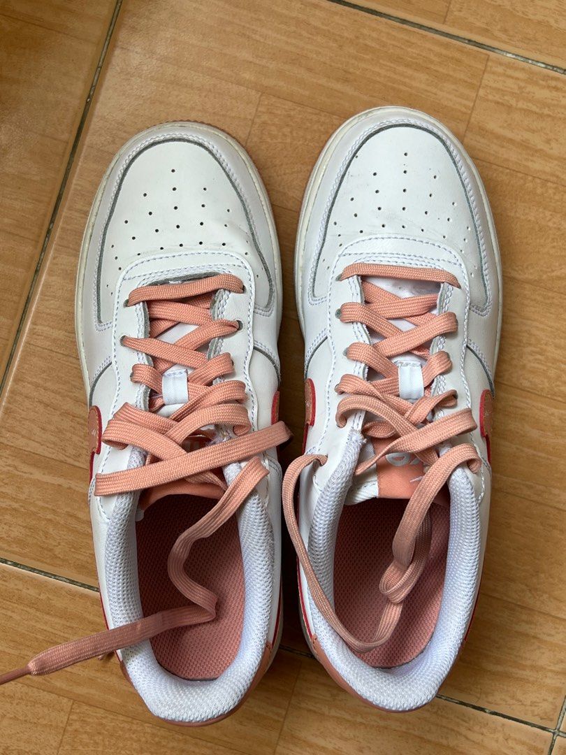 Air force 1 07 lv8 pink hotsell