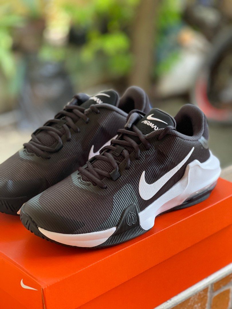 Nike thea mens size 11 2025