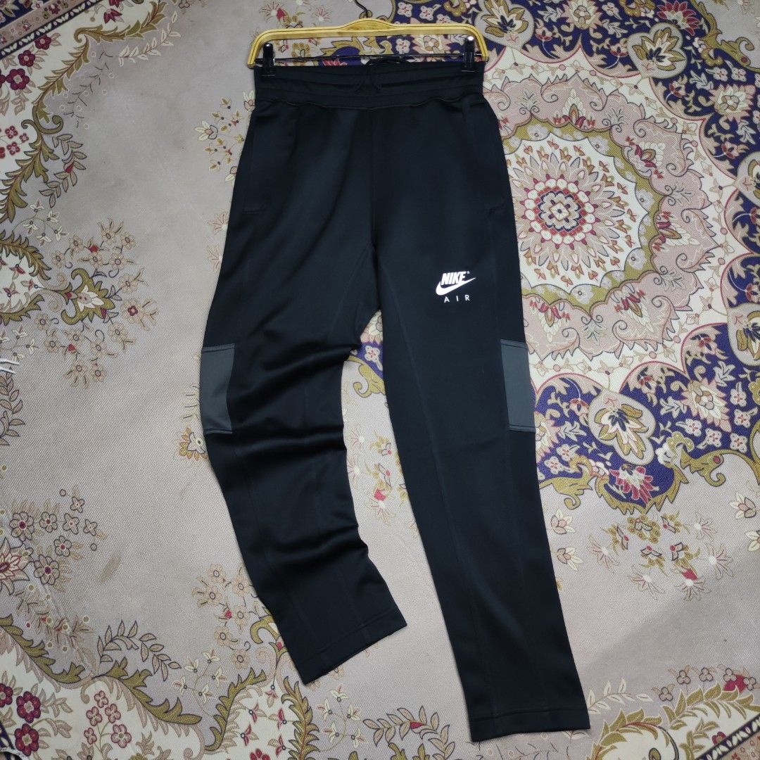 warm nike sweatpants