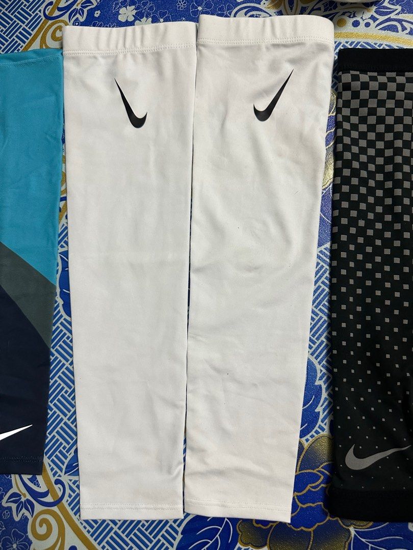 mens nike arm sleeve
