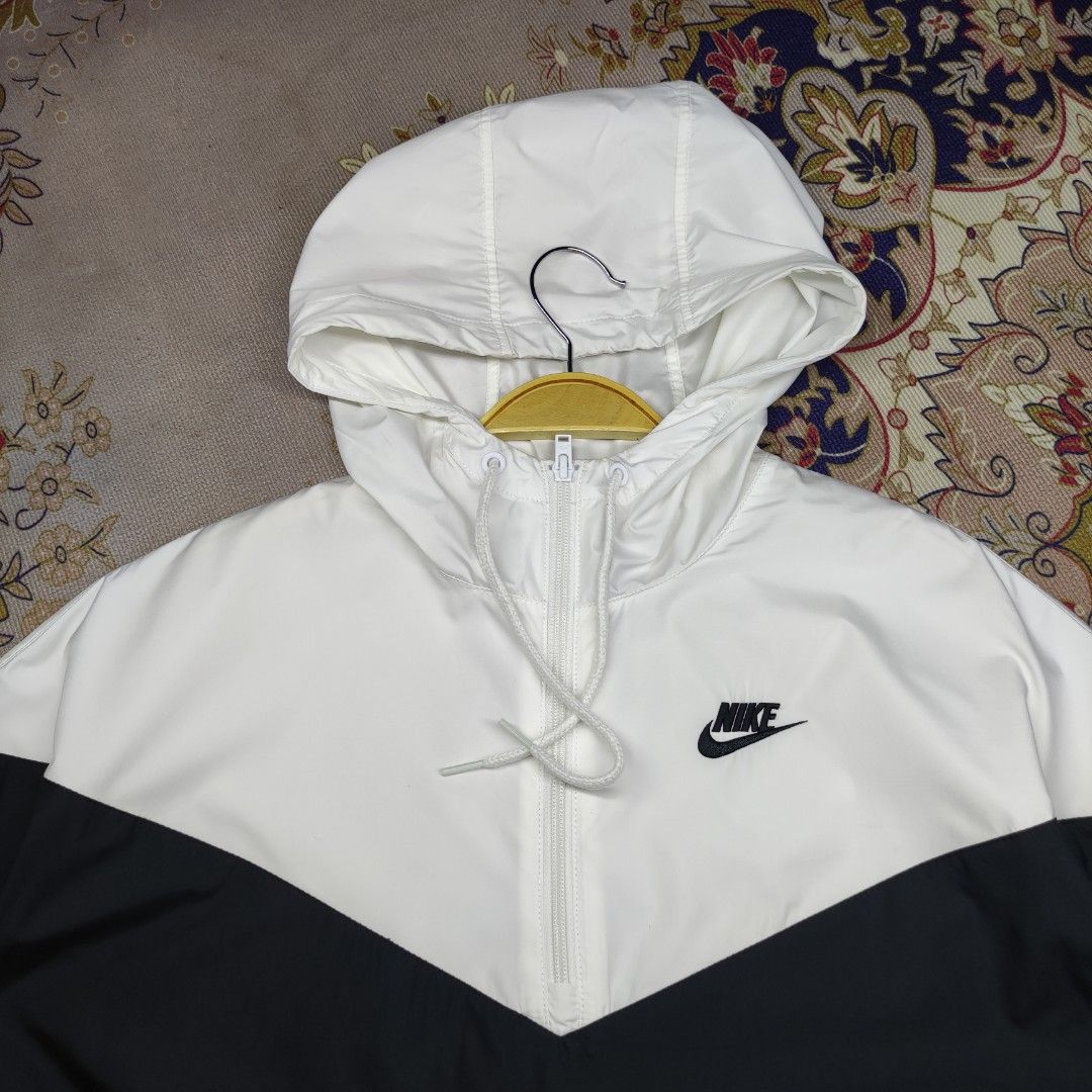 Nike windbreaker crop top online