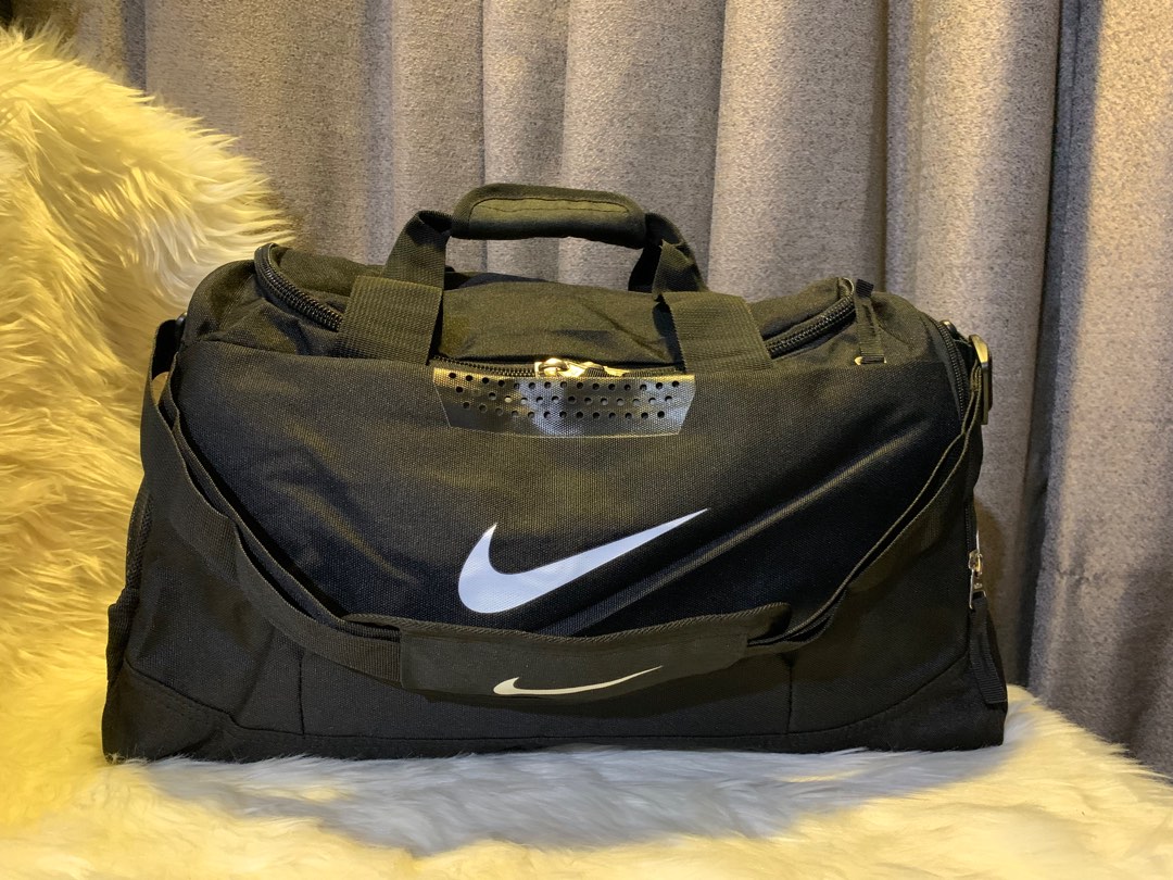 Nike Dufflebag size 45cm Men s Fashion Bags Briefcases on Carousell