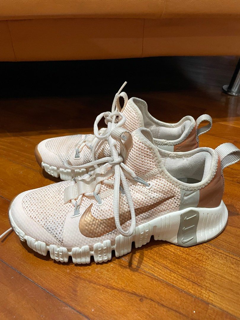 Metcon 3 women discount