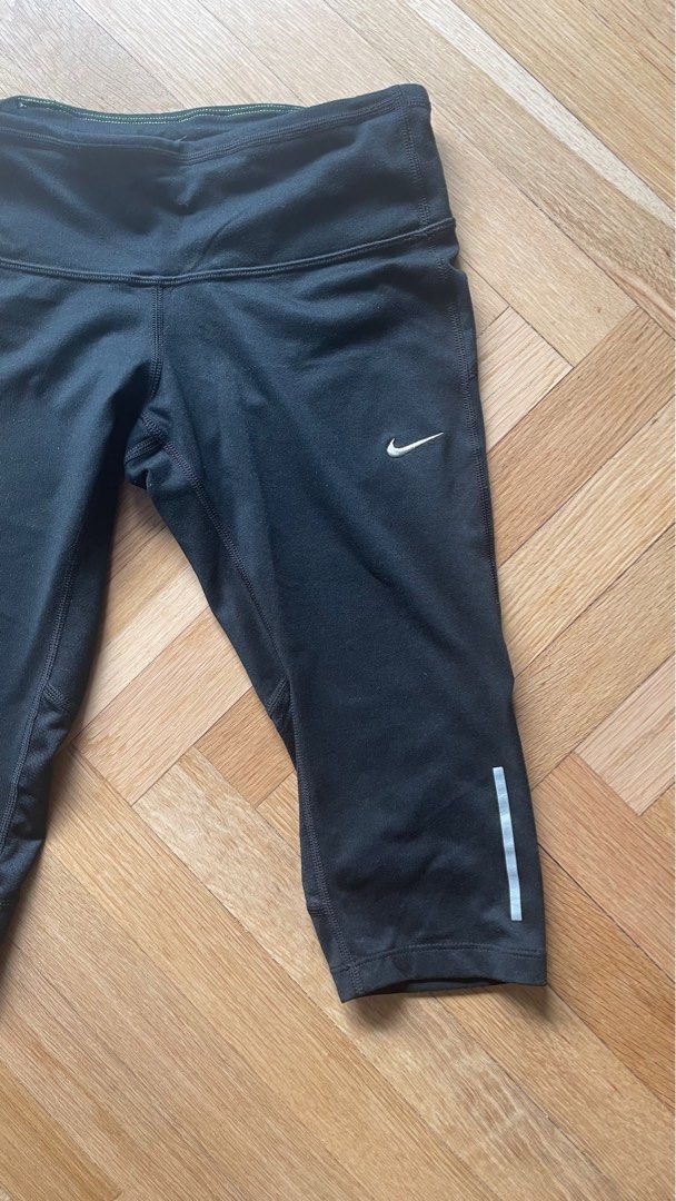 NIKE Dri Fit Knee Length Tights