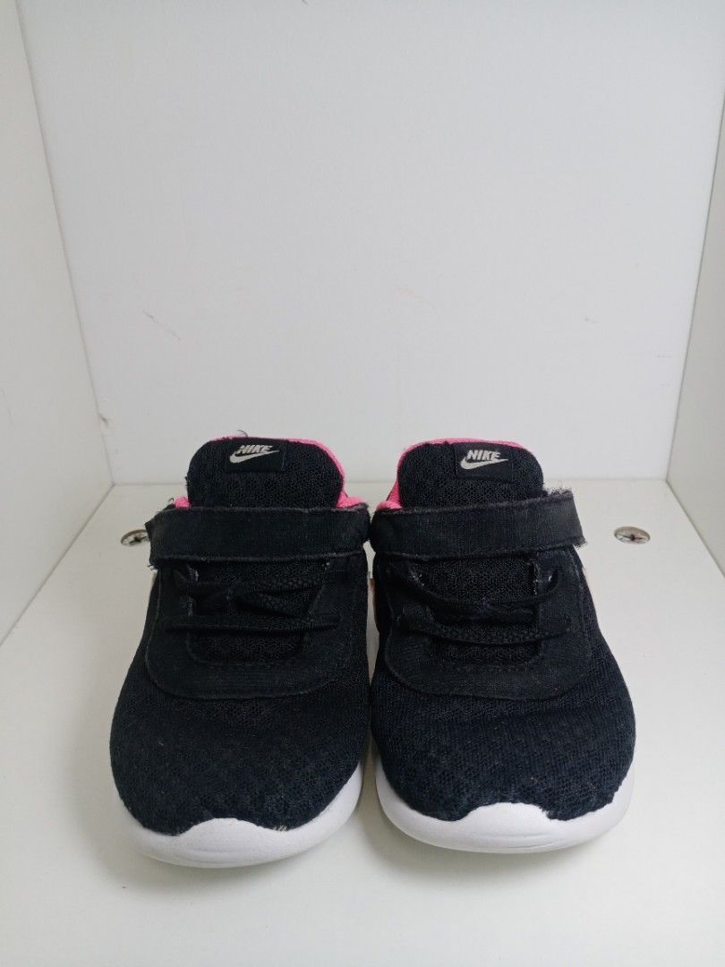 Nike Roshe Run kids Babies Kids Babies Kids Fashion on Carousell