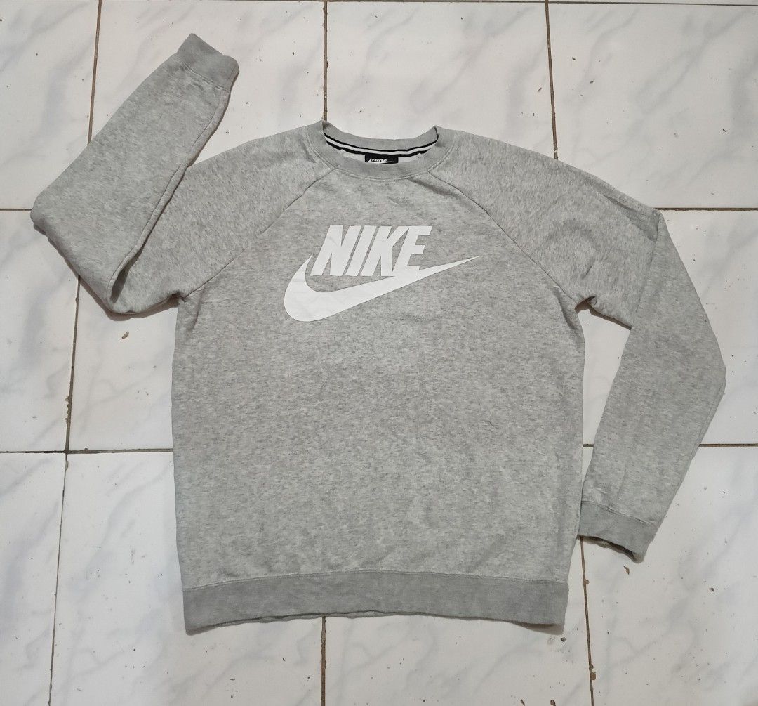 Nike womens rally sweatshirt sales
