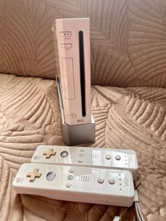 Nintendo Wii Console Complete Package