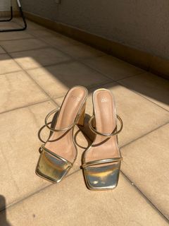 (Category: ) located in . Submitted by cheapxsteals (Listing ID 1254841586, Image 1). Description: .