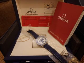 Omega Speedmaster Snoopy