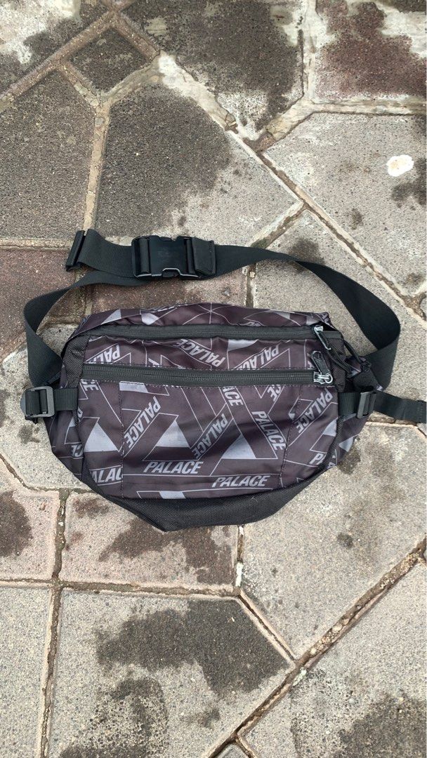 Palace Skateboard Barrel Bag Waist Bag Fesyen Pria Tas Dompet Tas Selempang di Carousell