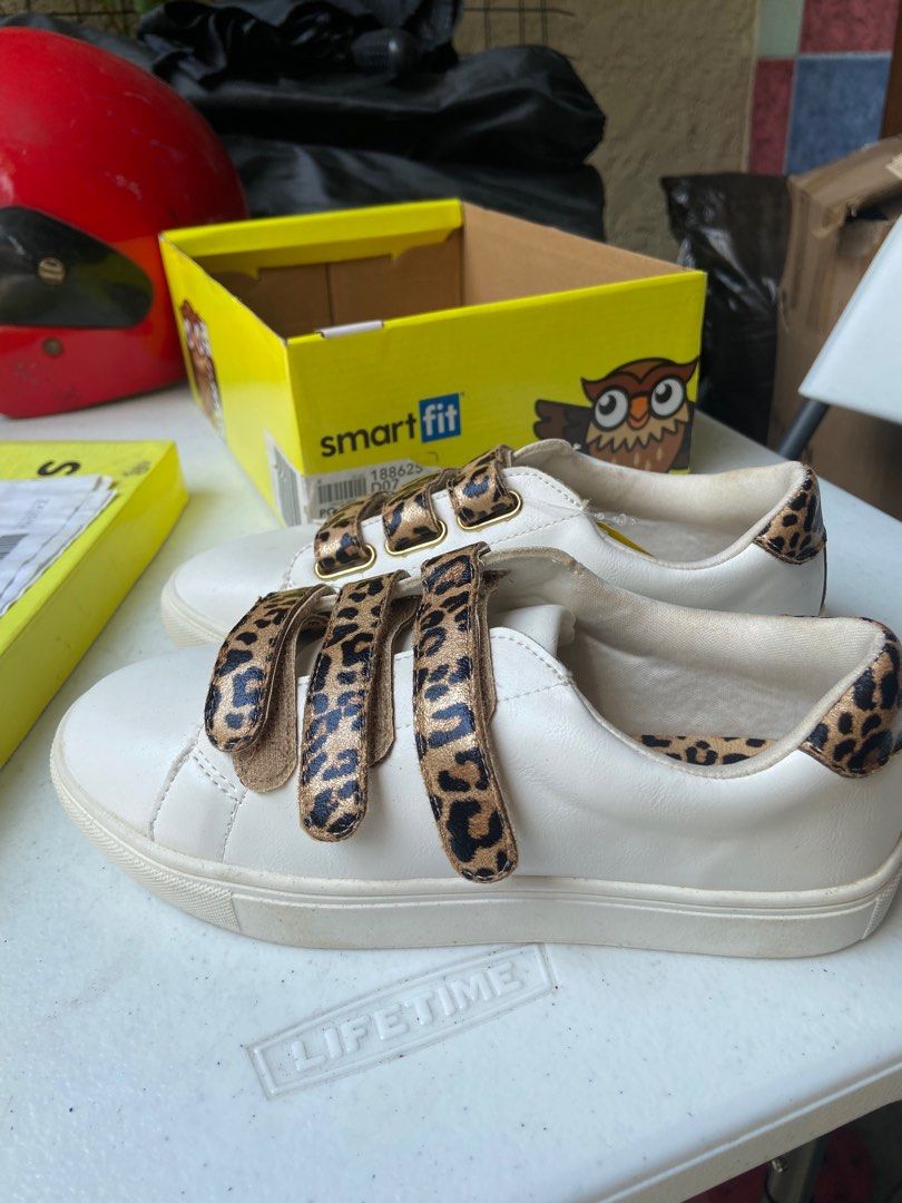 Payless shoes leopard hotsell print