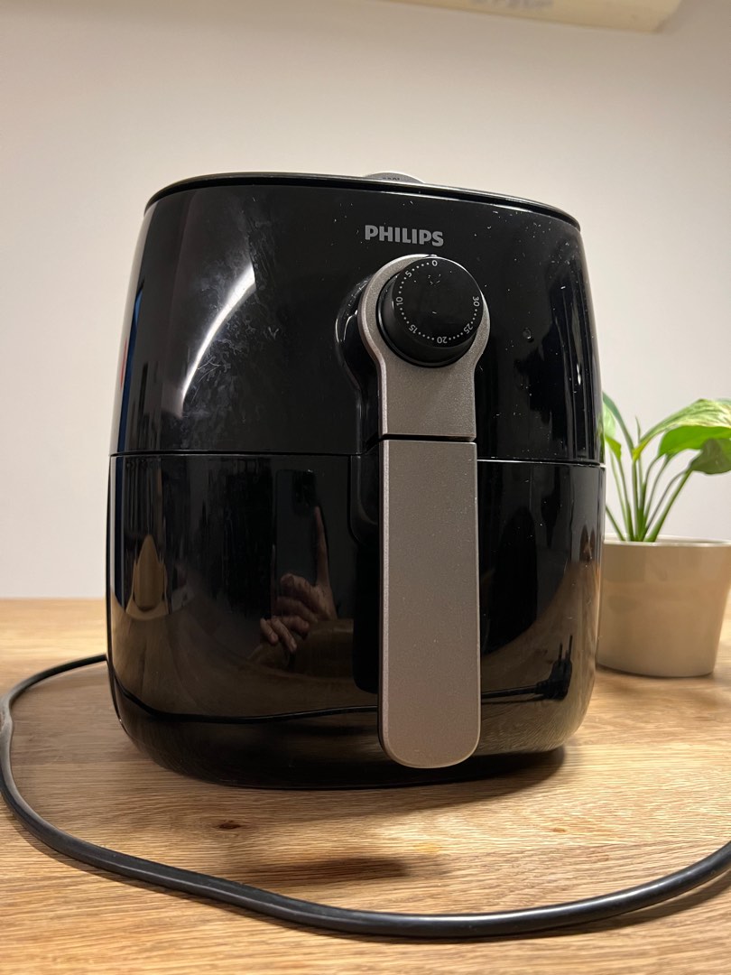 Philips Air Fryer HD9723, TV & Home Appliances, Kitchen Appliances