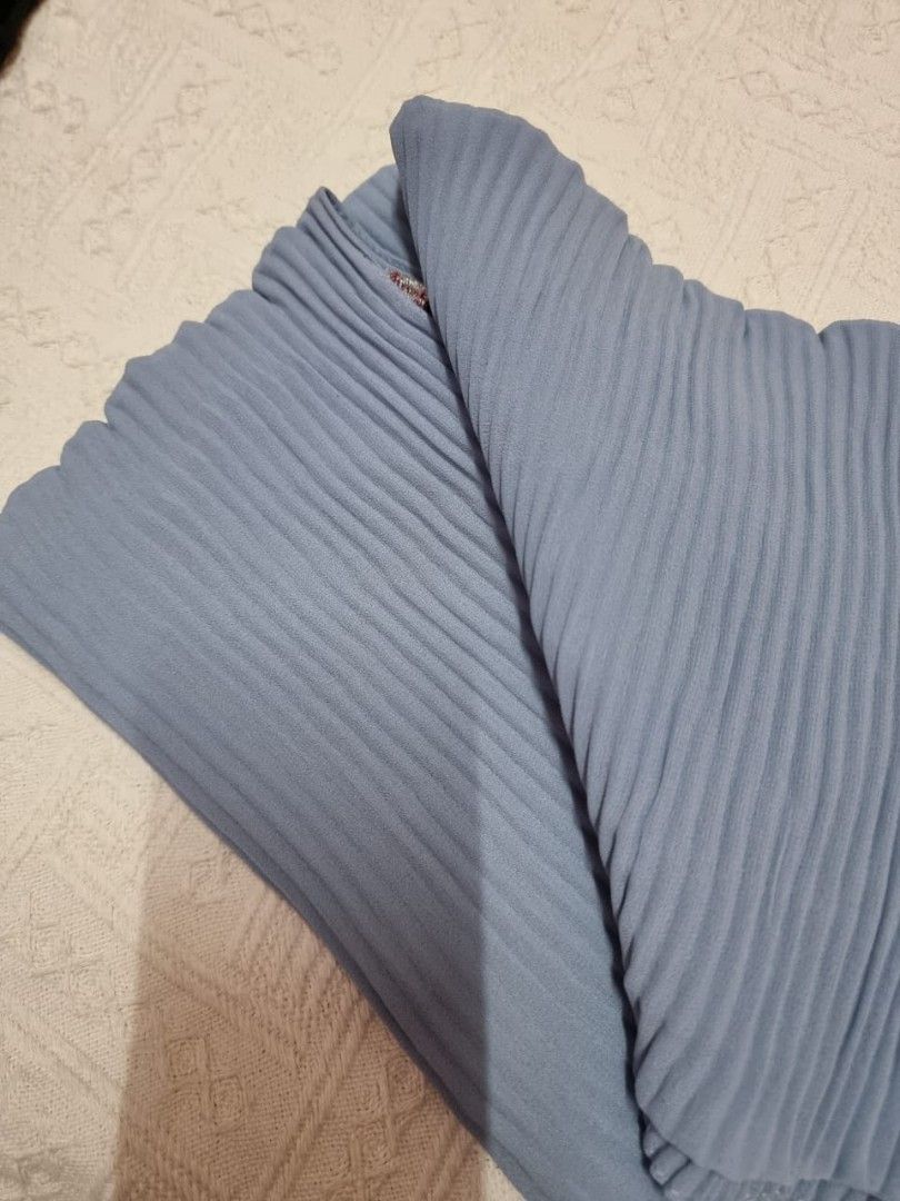aisyah premium pleated shawl