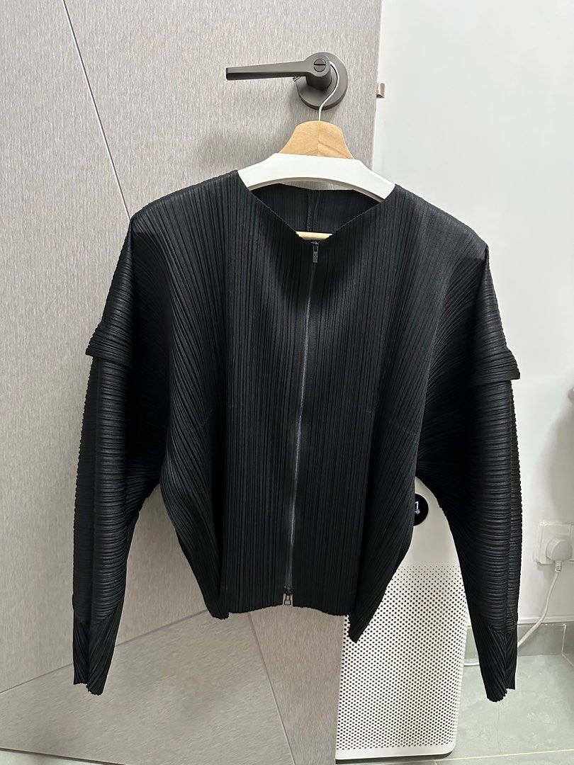 ISSEY MIYAKE PLEATS PLEASE 外套Black 2碼三宅一生, 女裝, 外套及戶外