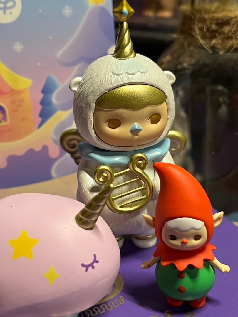 Popmart Pucky christmas music parade, Hobbies & Toys, Toys & Games on
