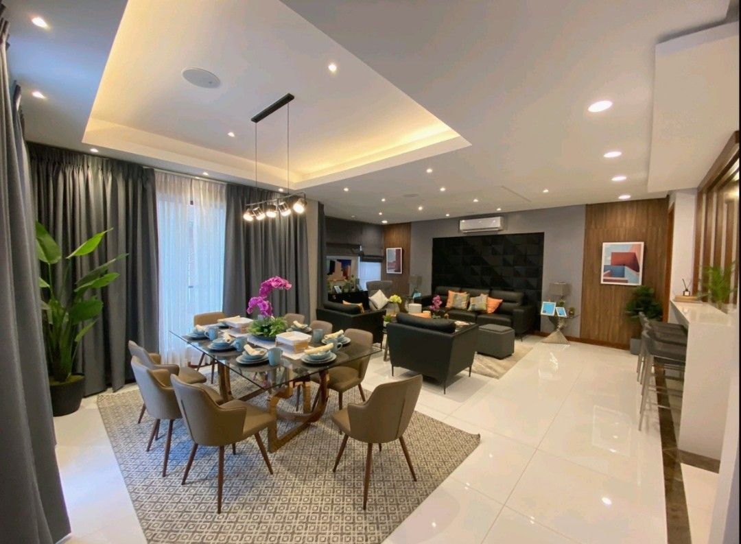 RFO High End Smart Home Four Storey Townhouse in UBelt Recto Manila