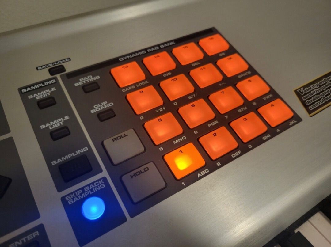 Roland Fantom X8 88 Keys Workstation Keyboard Synthesizer Audio Portable Music Players On