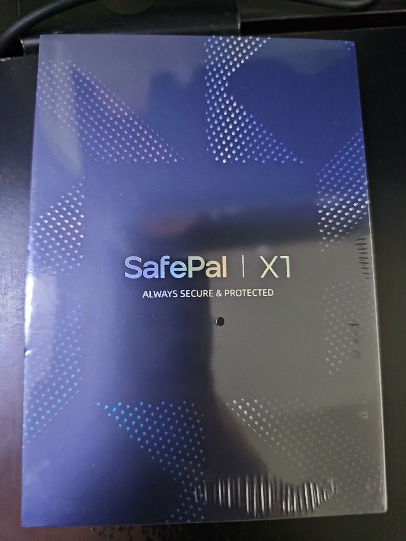 Safepal X1 hardware wallet, Computers & Tech, Parts & Accessories, Other  Accessories on Carousell