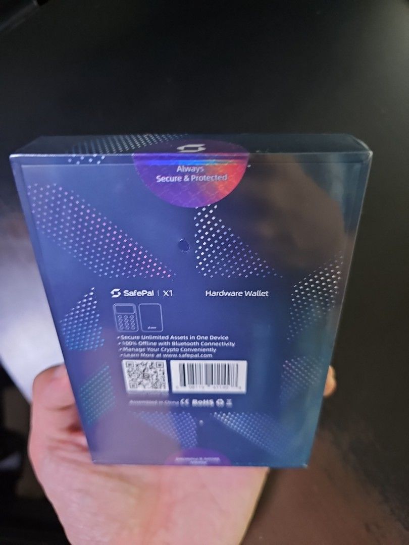 Safepal X1 hardware wallet, Computers & Tech, Parts & Accessories, Other  Accessories on Carousell