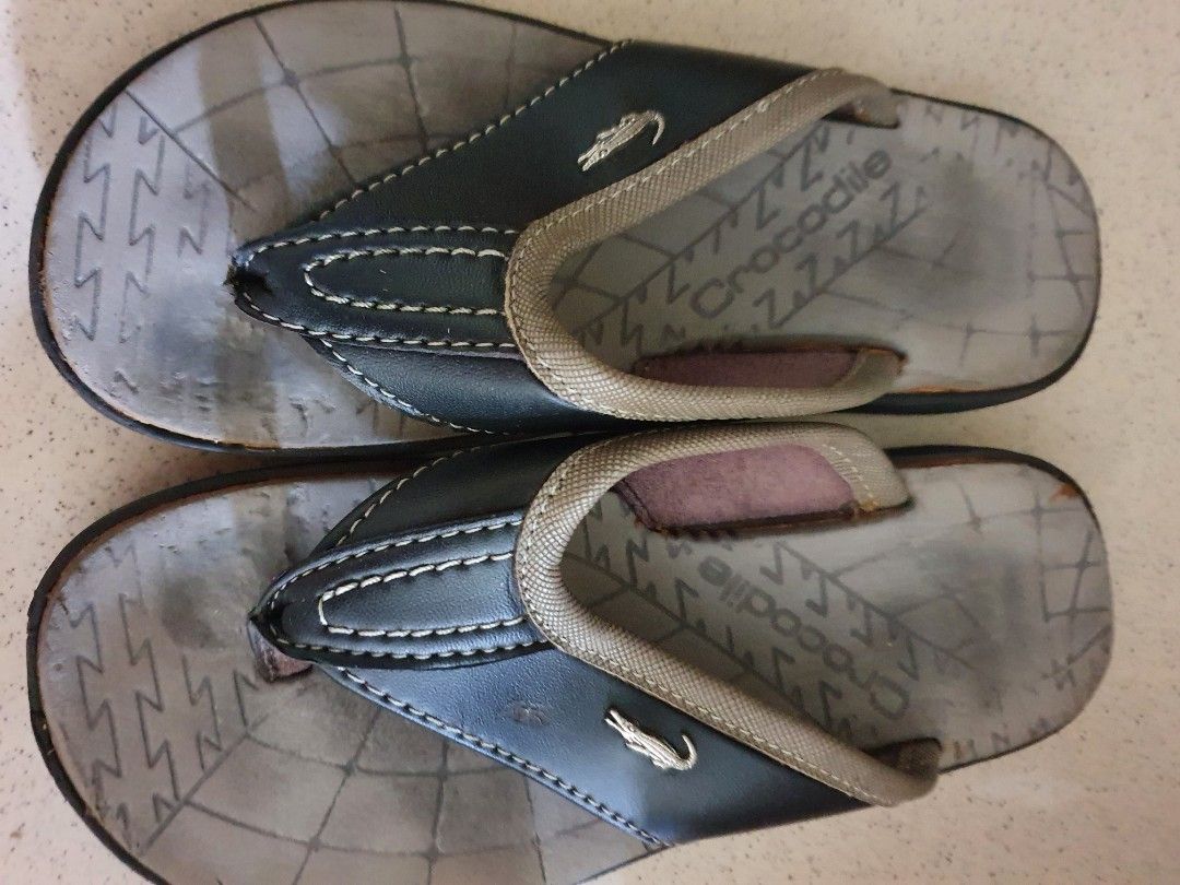 Sandal crocodiles original