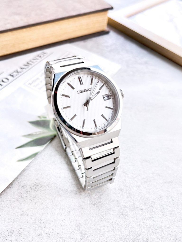 seiko silver watch