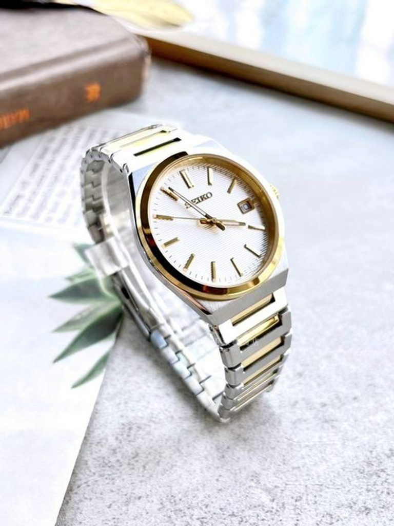 Seiko Classic SUR558P1 Silver Dial Date Quartz Silver Gold