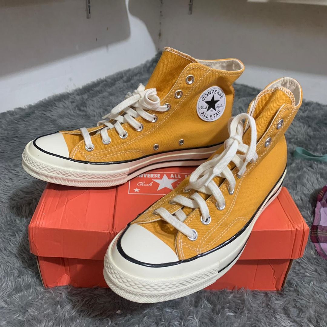 Sepatu converse 70s sunflower bnwt resmi map Fesyen Pria Sepatu