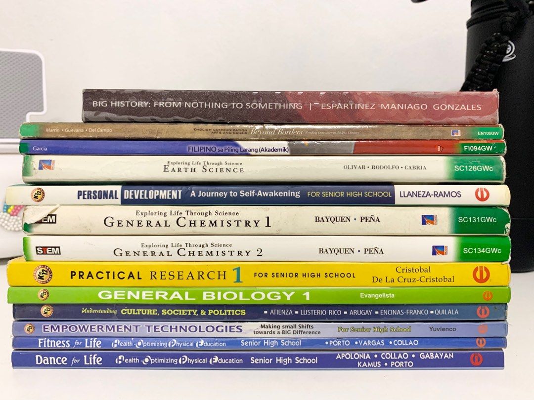 SHS STEM BOOKS (Category: Textbooks) located in Manila. Submitted by katanareads (Listing ID 1254928431, Image 1). Description: SHS STEM BOOKS (Brand New & Pre-loved) - Dance for Life (200) - Practical Research 1 (300) - Empowerment Technologies (200) - Beyond Borders Reading Literature in the 21st Century (200) ❌ Big History SOLD ❌ Earth Science SOLD ❌ Fitness for Life SOLD ❌ General Biology 1 SOLD ❌ General Chemistry 1 SOLD ❌ General Chemistry 