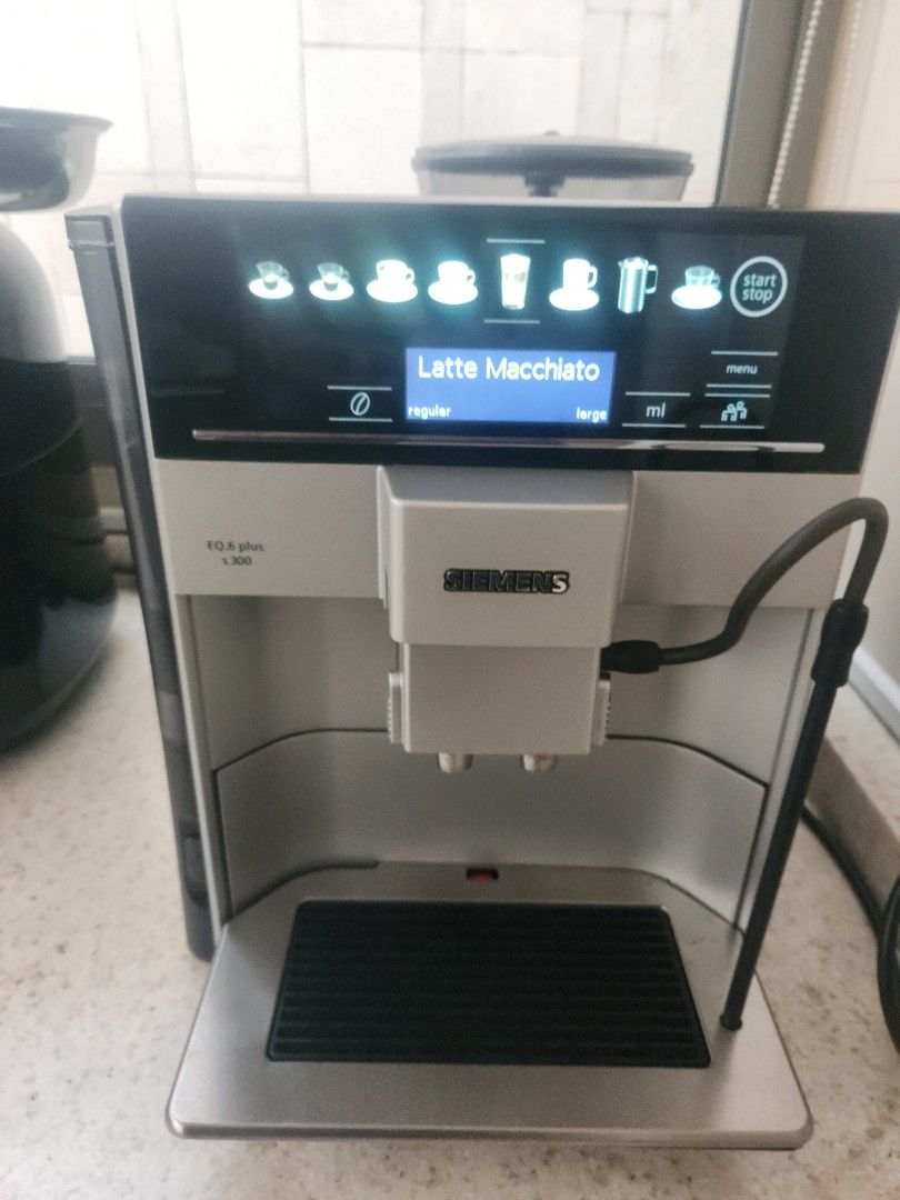 Siemens EQ6 plus bean-to-cup Automatic coffee machine, TV & Home ...