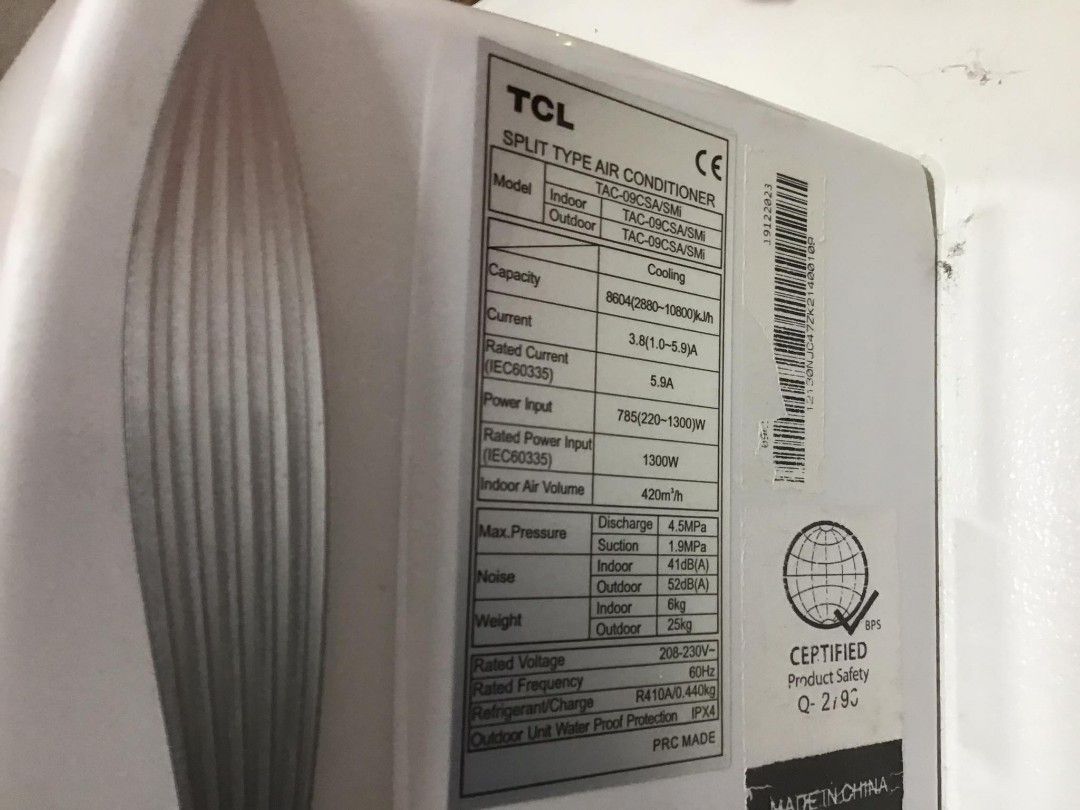 Split type Aircon (Inverter) (Category: Air Conditioning and Heating) located in Mandaluyong City. Submitted by dovelyn06 (Listing ID 1254977763, Image 2). Description: TCL SPLIT TYPE AIRCON ✔️ Inverter ✔️1.0 HP ✔️Automatic with remote control ✔️Used less than 3 yrs. ✔️15k slightly negotiable ✔️2 units available PM lng po sa interested!.