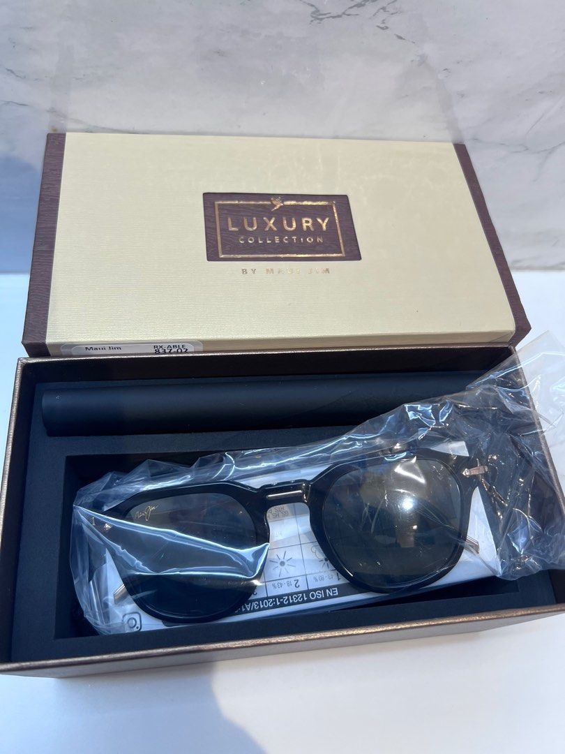 Maui jim hot sale box
