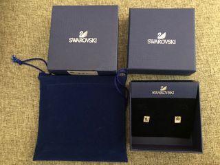 SWAROVSKI 施華洛世奇 耳環