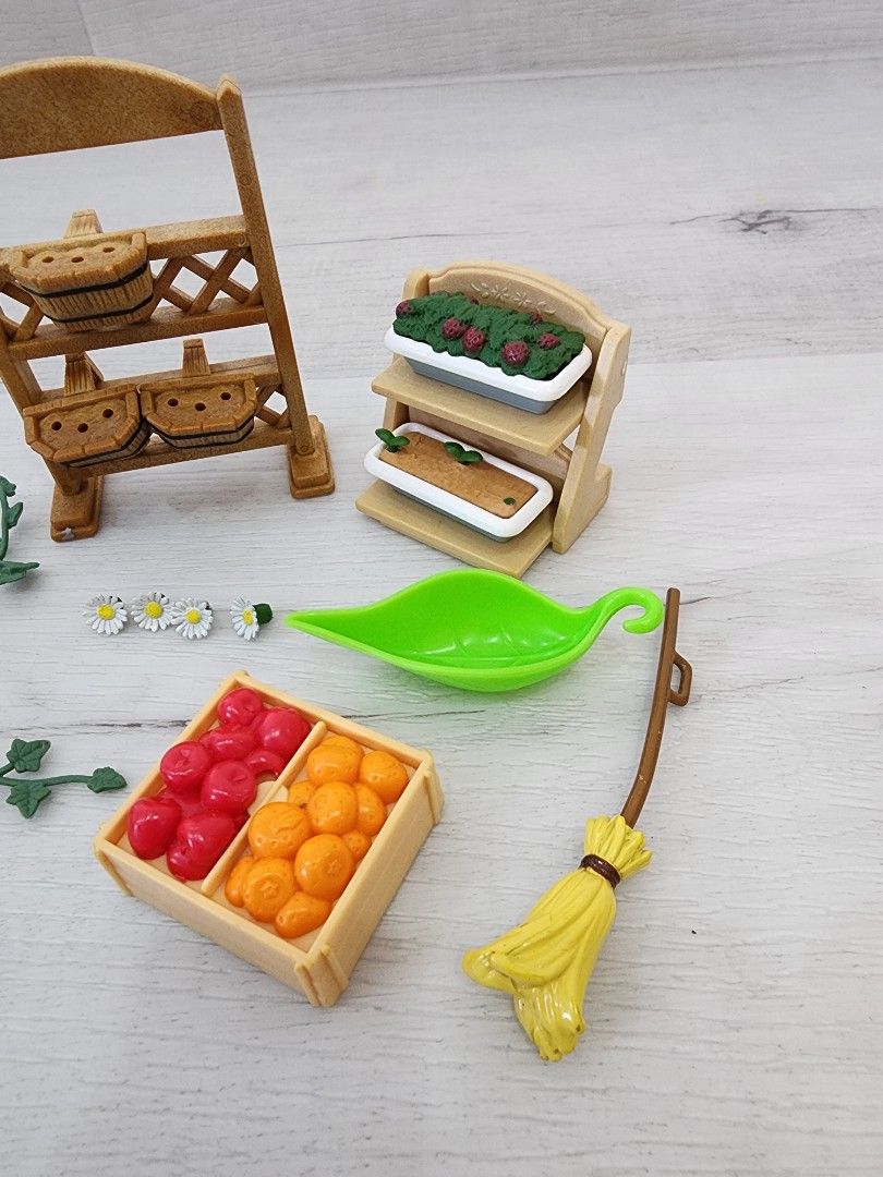 Sylvanian families garden decoration set store
