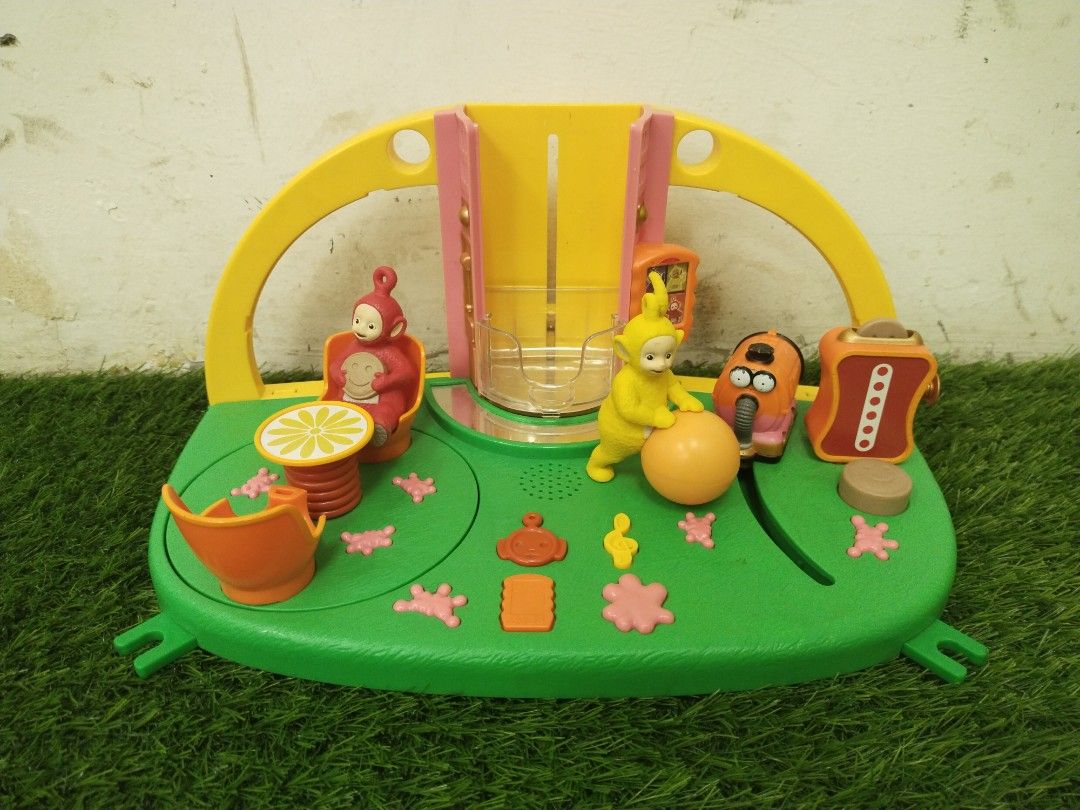 Teletubbies top superdome playset