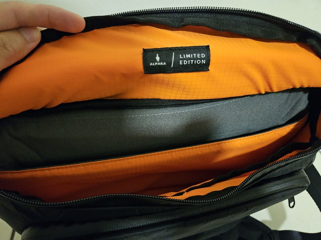 Alpaka Bravo Sling Max Limited Edition Black (V2) Best X PAC Messenger
