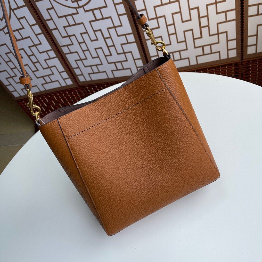 Mcgraw leather sale hobo tory burch