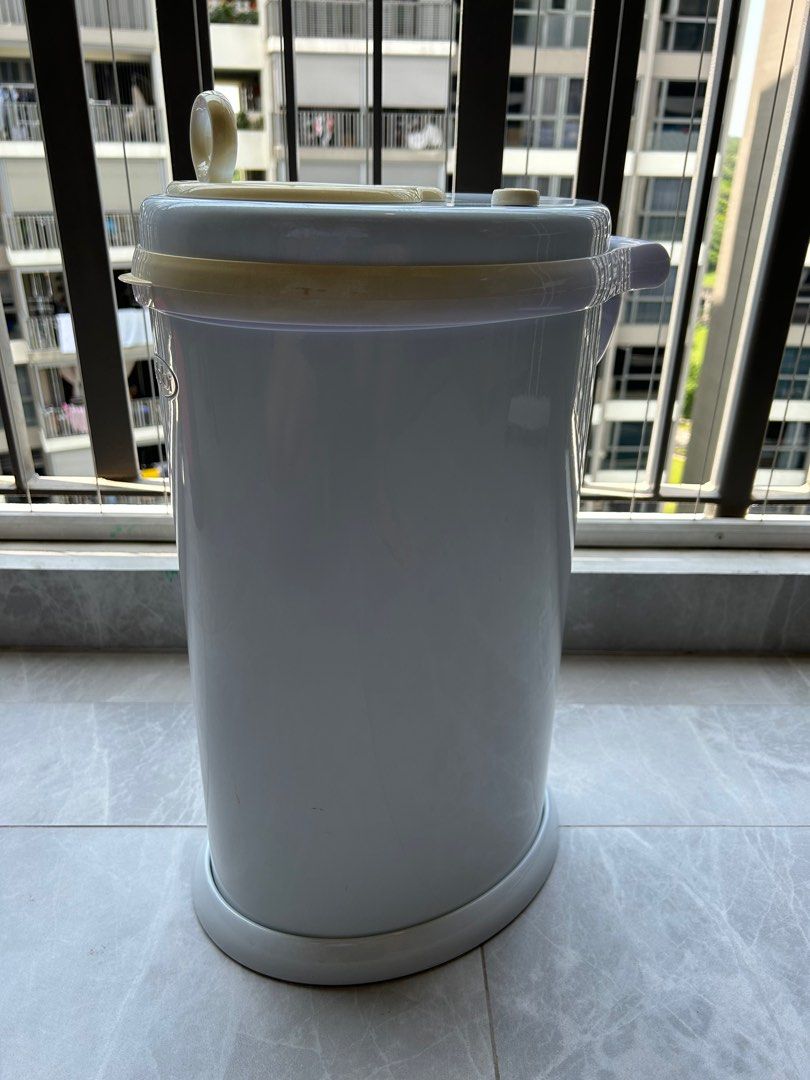 Ubbi diaper bin, Furniture & Home Living, Cleaning & Homecare Supplies