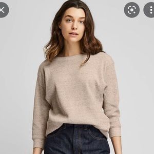 Uniqlo Beige Waffle 3/4 Sleeves Top