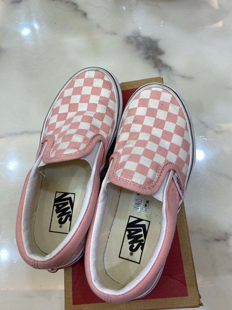Light pink checkerboard vans clearance