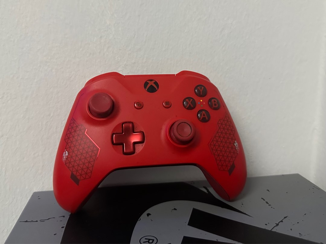 XBOX Controller Fully functional, Video Gaming, Gaming Accessories