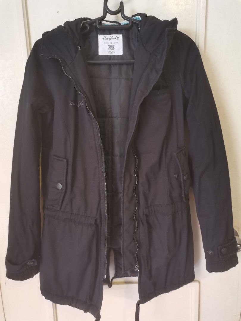 Zoo york coat jacket (Category: Coats, Jackets and Outerwear) located in Quezon City. Submitted by fifthings (Listing ID 1254868679, Image 1). Description: Original price when bought 4000.