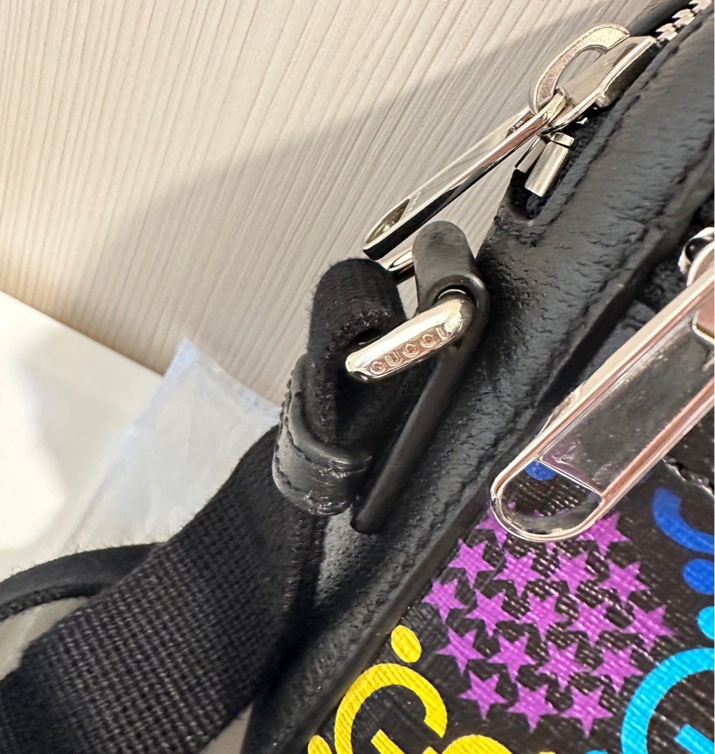 Gucci 598103 store