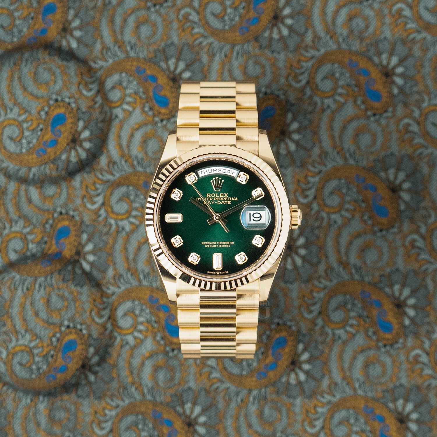 Rolex day date 36 green deals dial