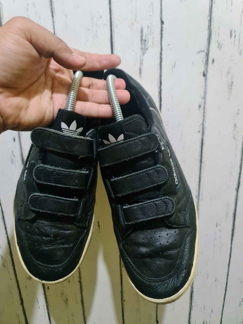 Triset Velcro And Shoelace Sepatu Sneakers