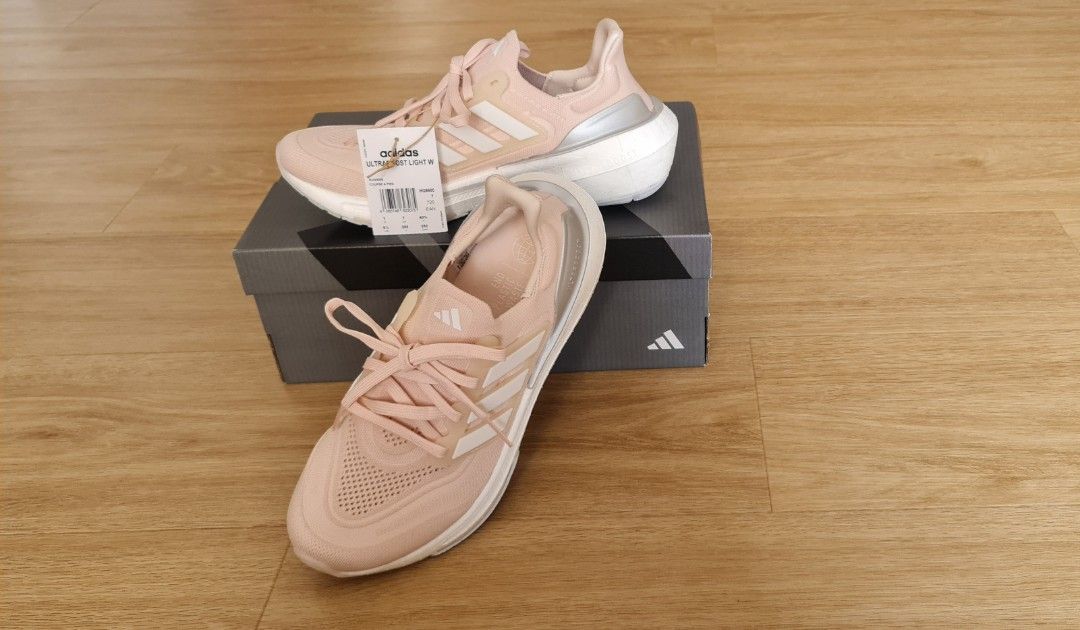 Ultra boost ladies hot sale