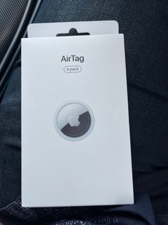 Apple AirTag  with Keychain