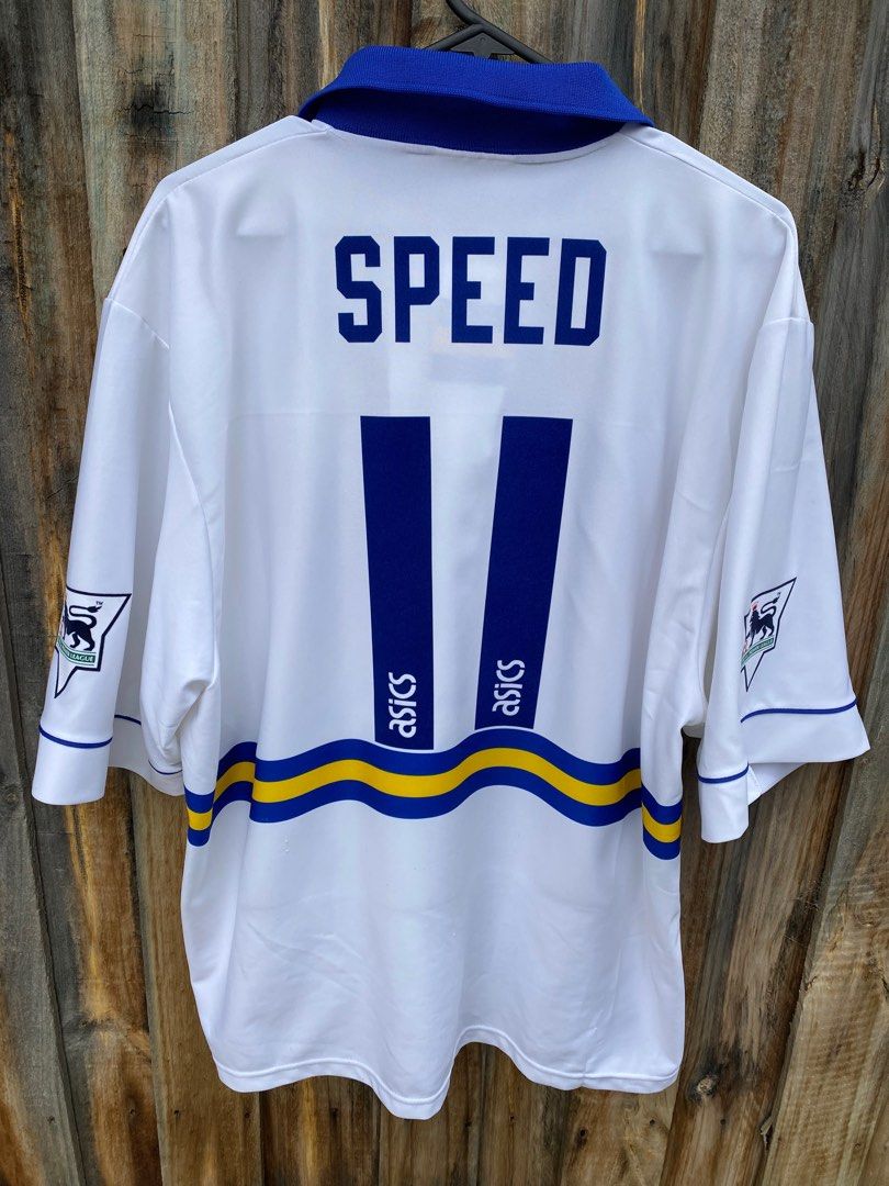 Asics Leeds United Home Jersey 1994 95 EPL Season XXL Men s Fashion Activewear on Carousell