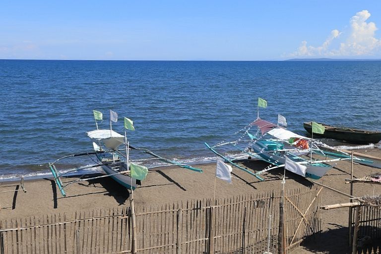 Attractive beach resort for sale (Category: House & Lot) located in Mangatarem. Submitted by mmbaarsby (Listing ID 1255107105, Image 2). Description: The resort, which is known as "My Beach Resort", is located right on the beach in Brgy. Bignay 1, Sariaya, Quezon Province. Recently, it has been completely refurbished, making it one of the most attractive and beautiful resorts on the coast of Sariaya. The resort consists of two buildings, the main