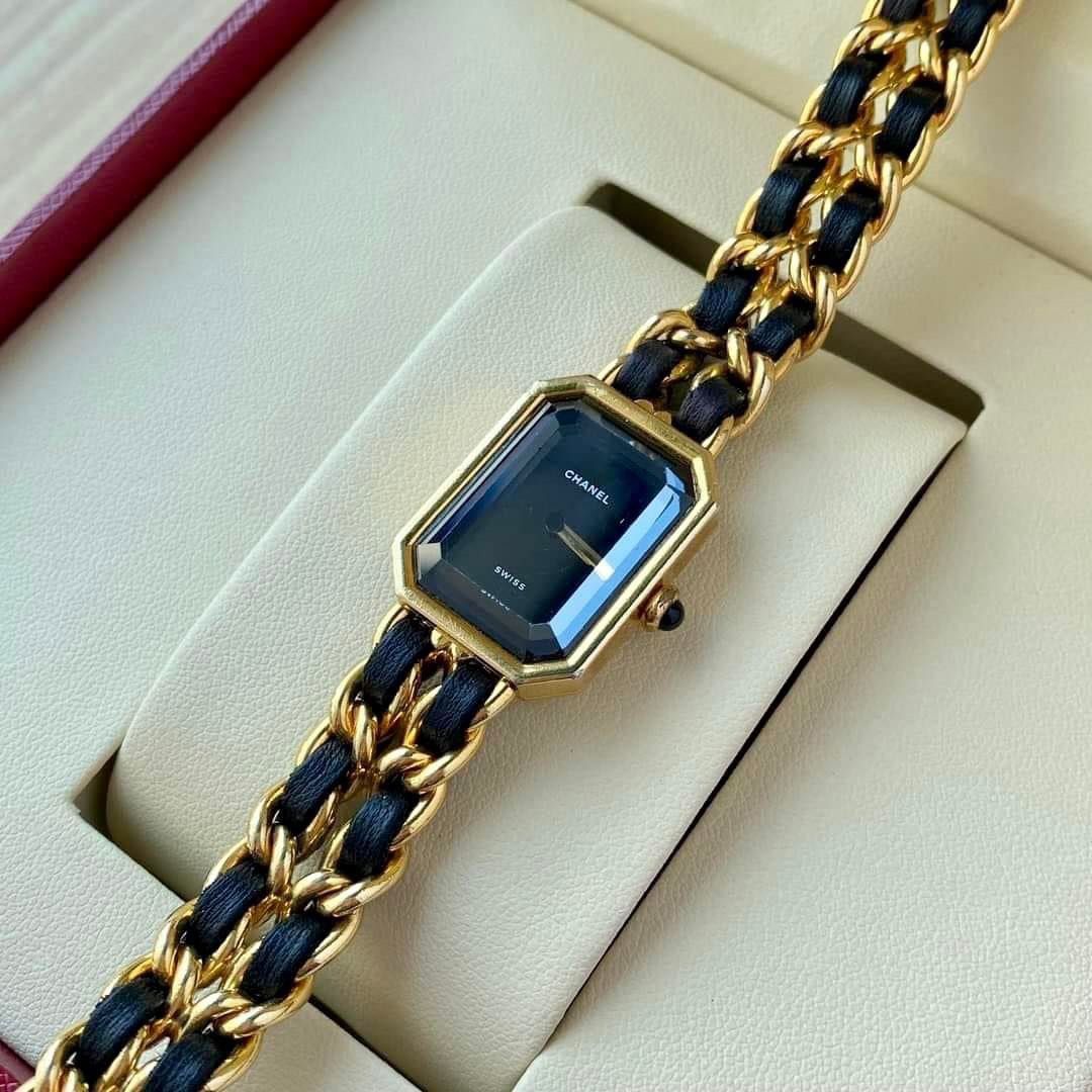 Second hand 2025 chanel watch