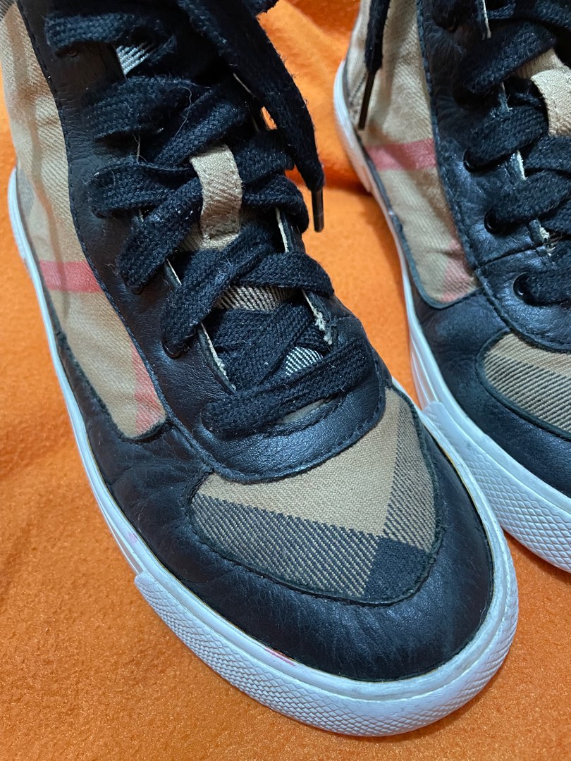 Burberry 89 nike sales
